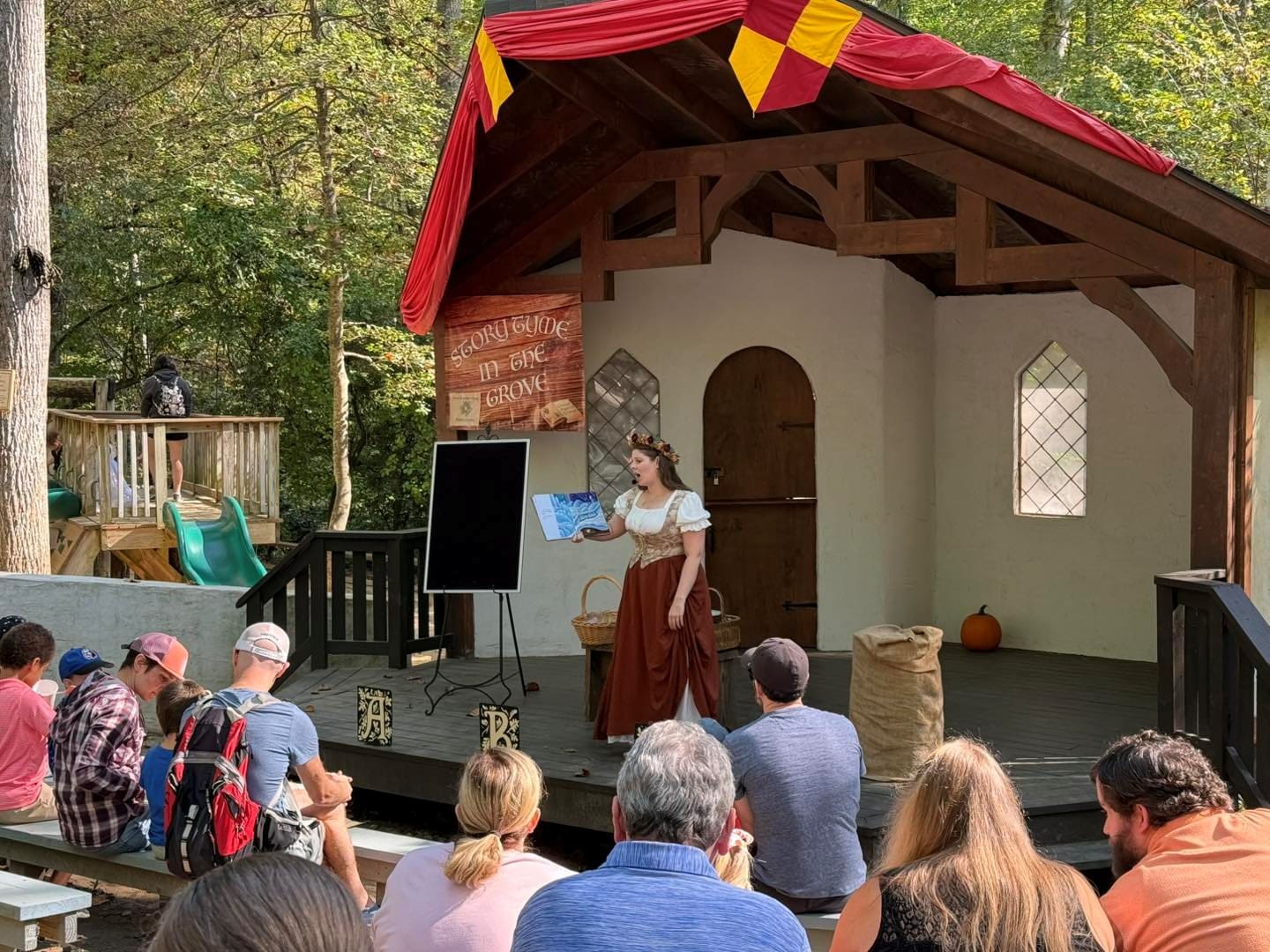 storytyme in the grove